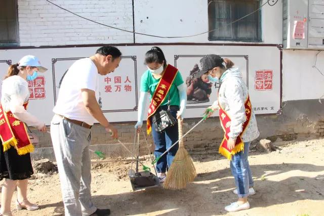 聊城市东昌府人民医院组织开展社区帮扶活动