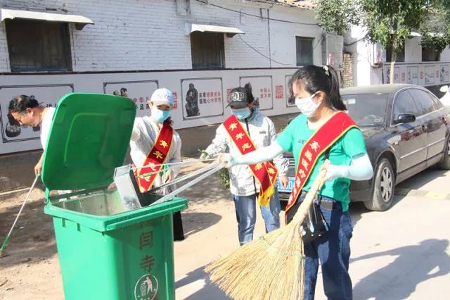 聊城市东昌府人民医院组织开展社区帮扶活动