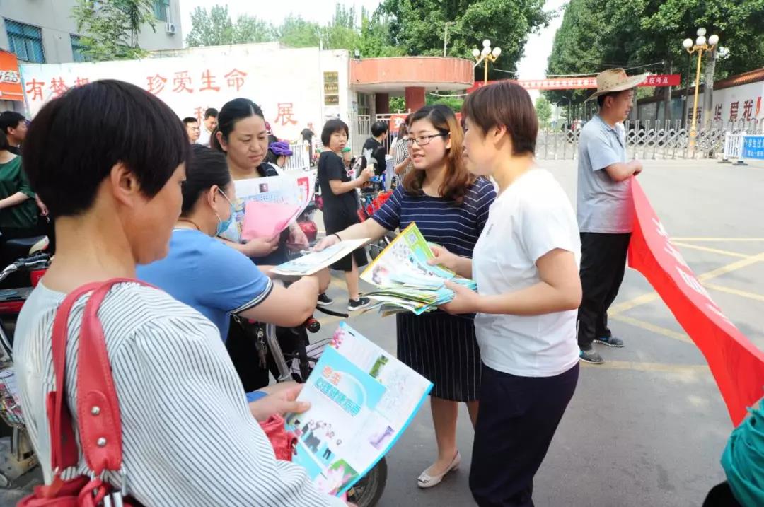 聊城市第四人民医院八年爱心助考圆梦大学