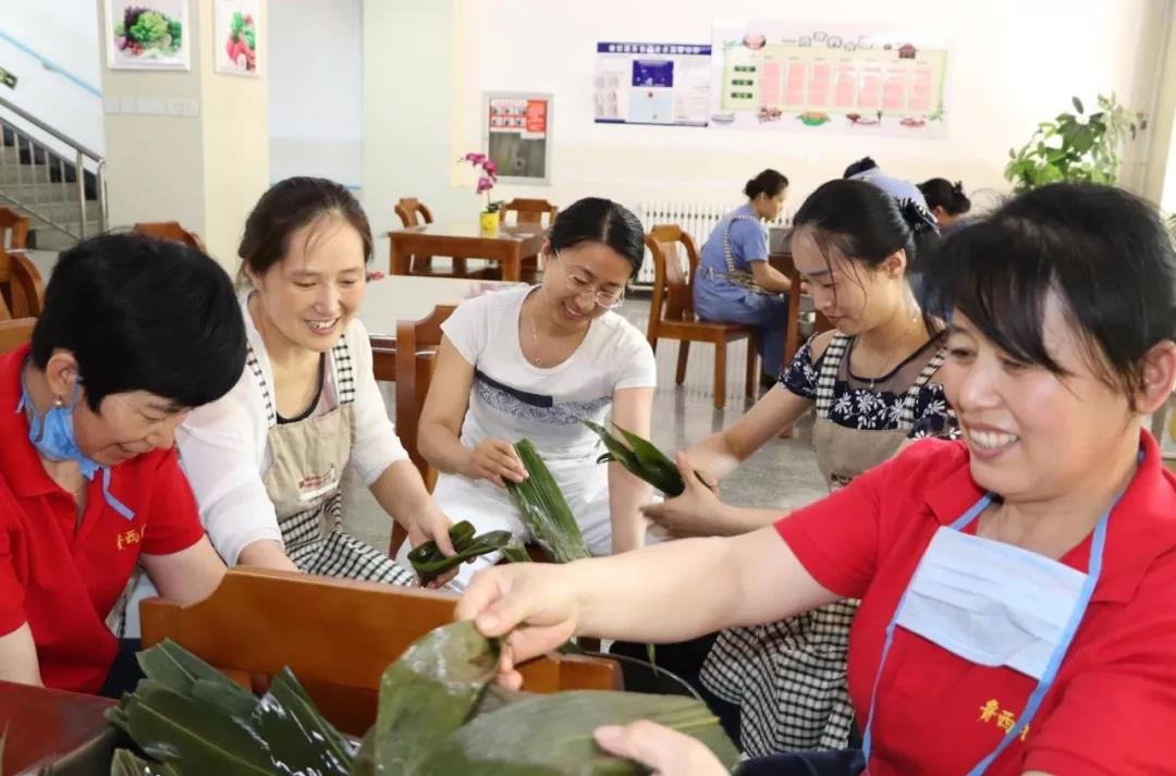 鲁西老年护养院：端午粽飘香，爱老“粽”有情