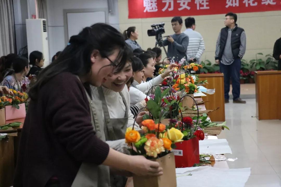 女神节，幸福像花儿一样